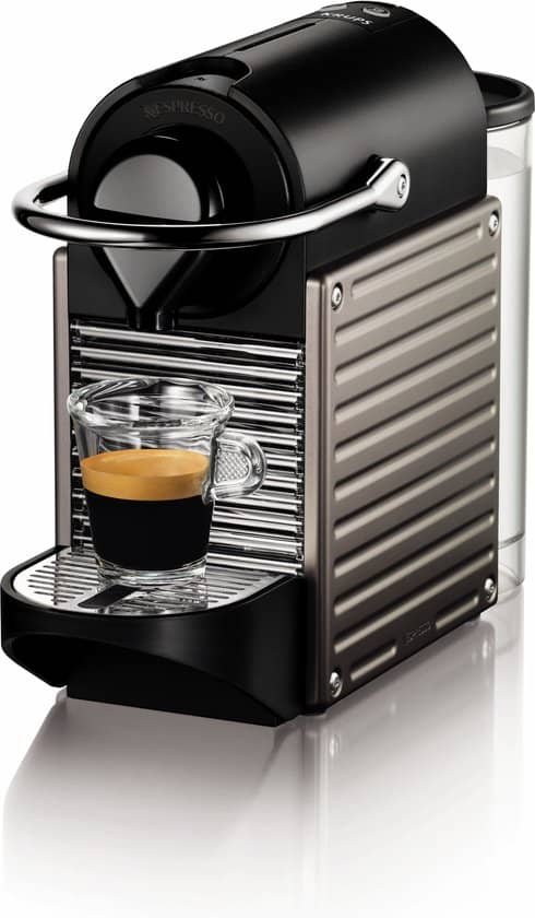 Krups Nespresso Pixie XN304T . Zeer compact formaat