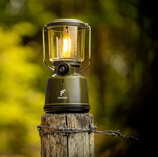 Favour L0818 Retro Camping lamp oplaadbaar LED. Prachtige retrolamp